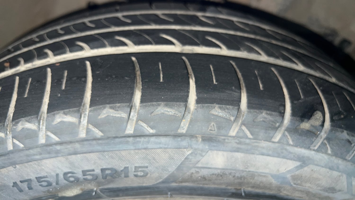 Used 2019 Honda Jazz VX CVT Petrol Petrol Automatic tyres RIGHT FRONT TYRE TREAD VIEW