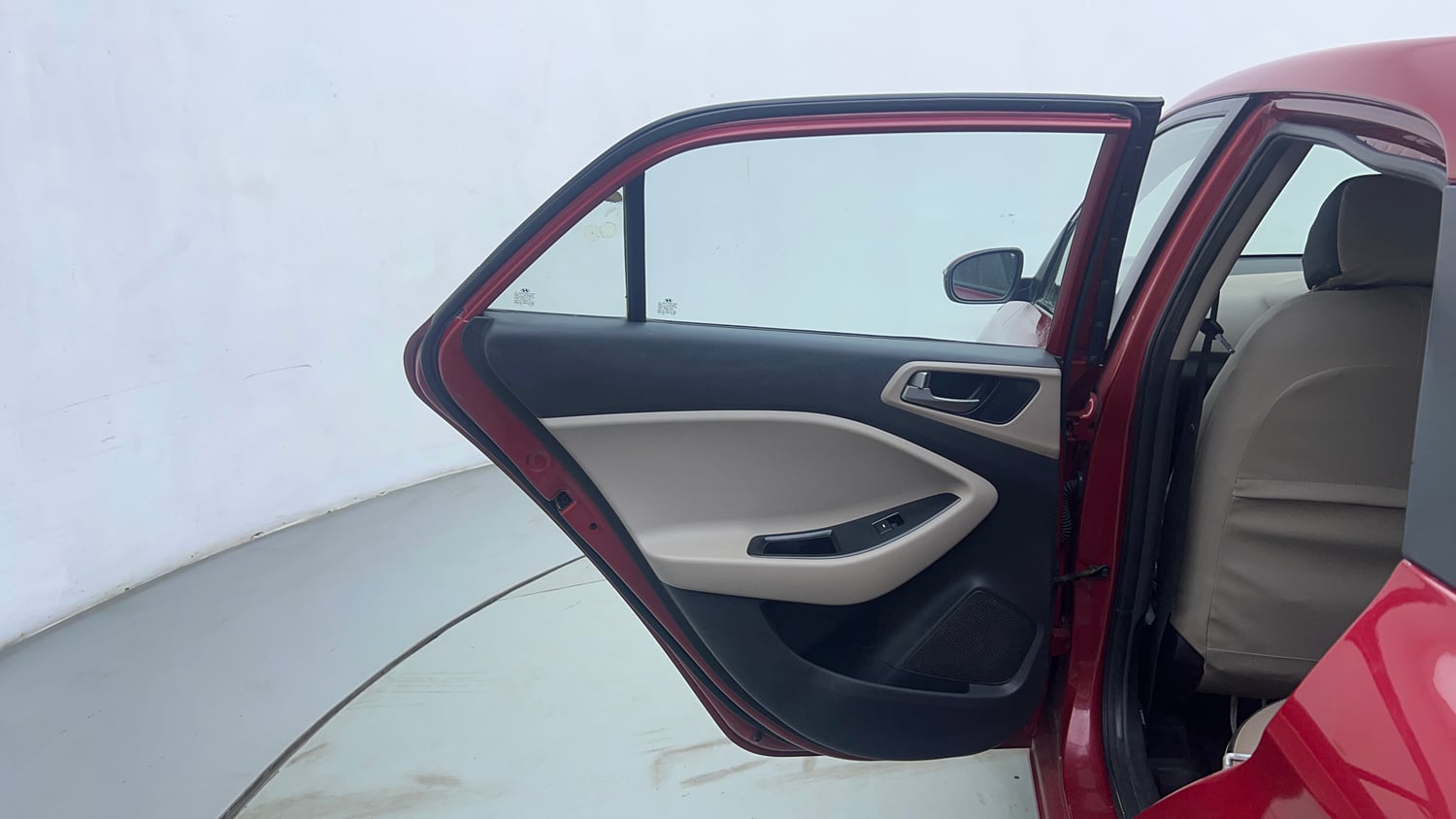 Used 2015 Hyundai Elite i20 Sportz 1.2 Petrol Manual interior LEFT REAR DOOR OPEN VIEW