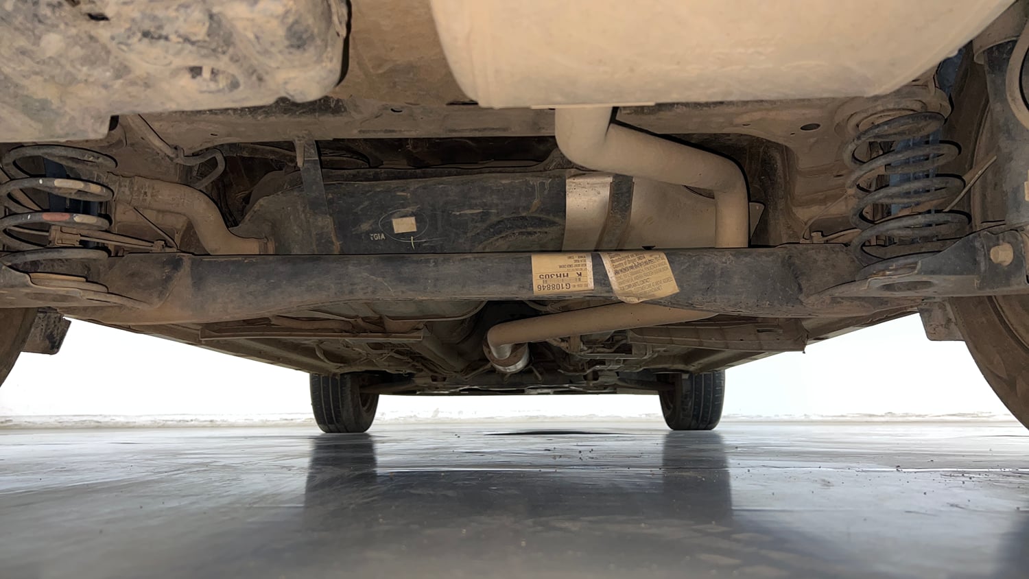 Used 2024 Kia Seltos HTE 1.5 Diesel MT Diesel Manual extra REAR UNDERBODY VIEW (TAKEN FROM REAR)