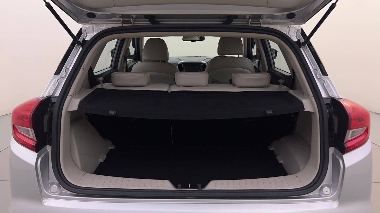Used 2022 Mahindra XUV 300 W8 (O) 1.2 Petrol Petrol Manual interior DICKY INSIDE VIEW