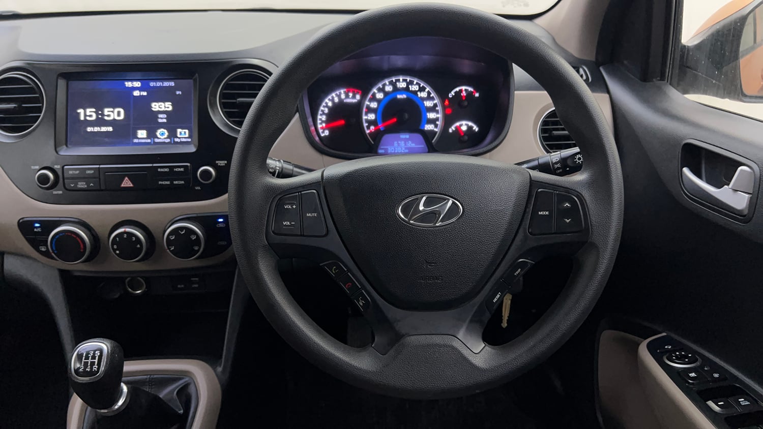 Used 2017 Hyundai Grand i10 Sportz (O) 1.2 Kappa VTVT Petrol Manual interior STEERING VIEW