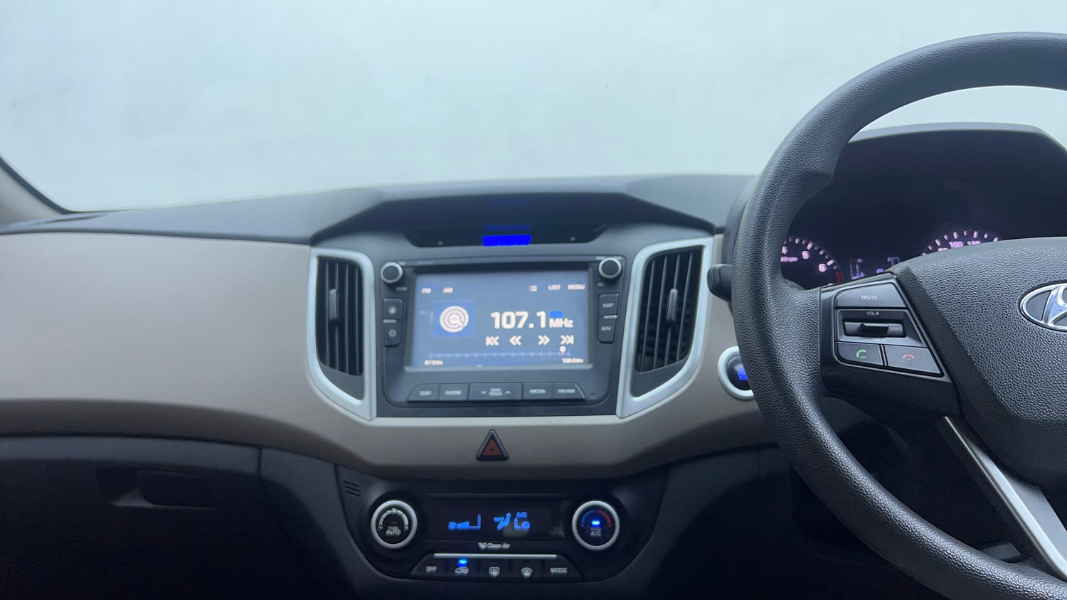 Used 2018 Hyundai Creta SX Plus 1.6  Petrol Petrol Manual interior MUSIC SYSTEM & AC CONTROL VIEW