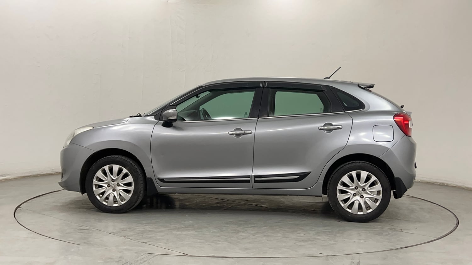 Used 2015 Maruti Suzuki Baleno Zeta 1.2 Petrol Manual exterior LEFT SIDE VIEW