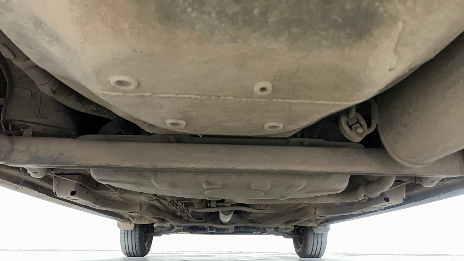 Used 2018 Tata Tiago Revotron XT Petrol Manual extra REAR UNDERBODY VIEW (TAKEN FROM REAR)