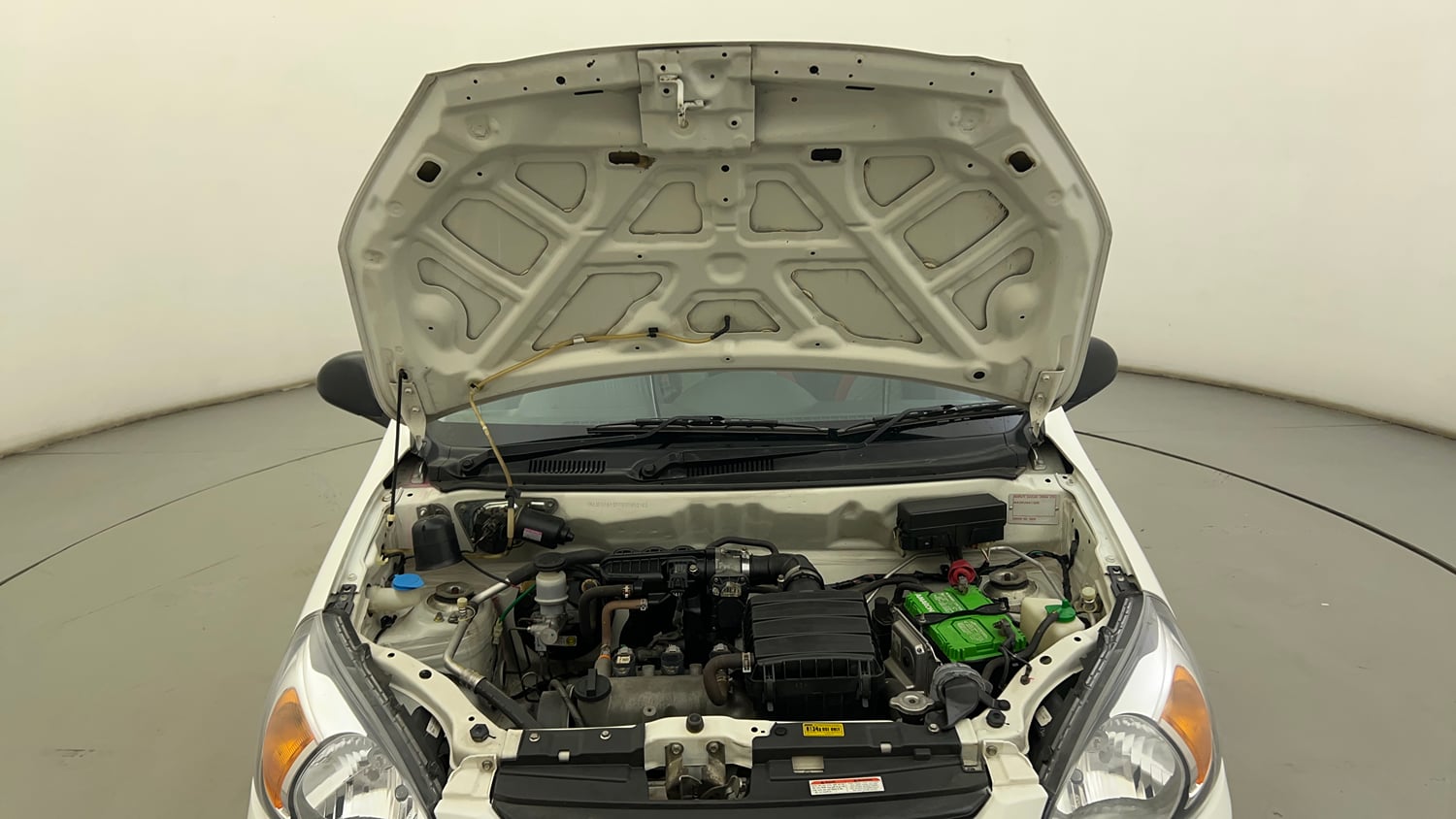 Used 2017 Maruti Suzuki Alto 800 LXi Petrol Manual engine ENGINE & BONNET OPEN FRONT VIEW