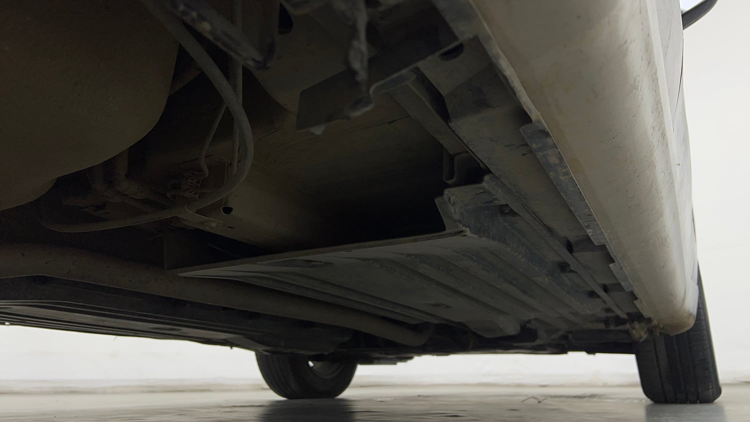 Used 2018 Maruti Suzuki S-Cross Zeta 1.3 Diesel Manual extra REAR RIGHT UNDERBODY VIEW
