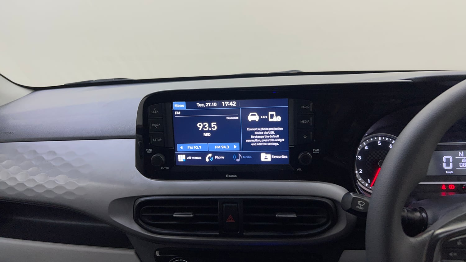 Used 2021 Hyundai Grand i10 Nios Sportz AMT 1.2 Kappa VTVT Petrol Automatic top_features Touch screen infotainment system