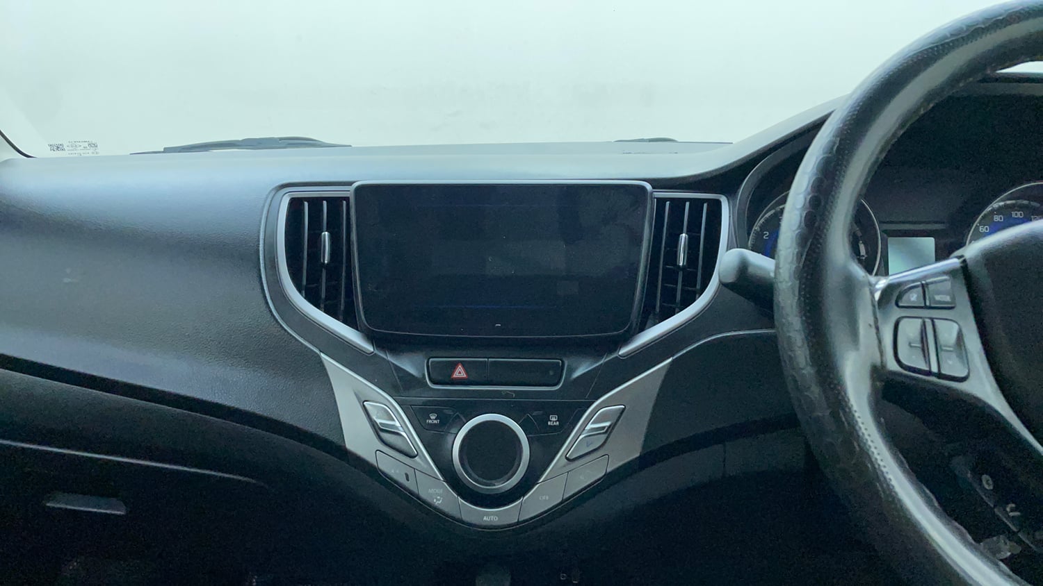 Used 2019 Maruti Suzuki Baleno Delta Petrol Manual interior MUSIC SYSTEM & AC CONTROL VIEW