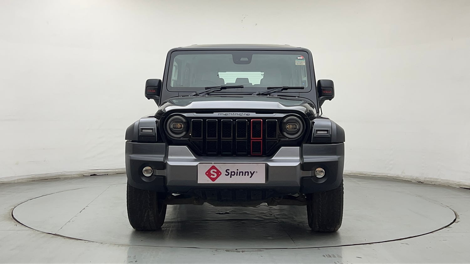Used 2025 Mahindra Thar Roxx AX7 L Diesel AT 2WD Diesel Automatic exterior FRONT VIEW
