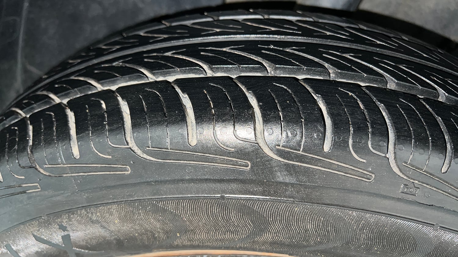 Used 2024 Tata Altroz XE Plus Diesel Diesel Manual tyres RIGHT REAR TYRE TREAD VIEW