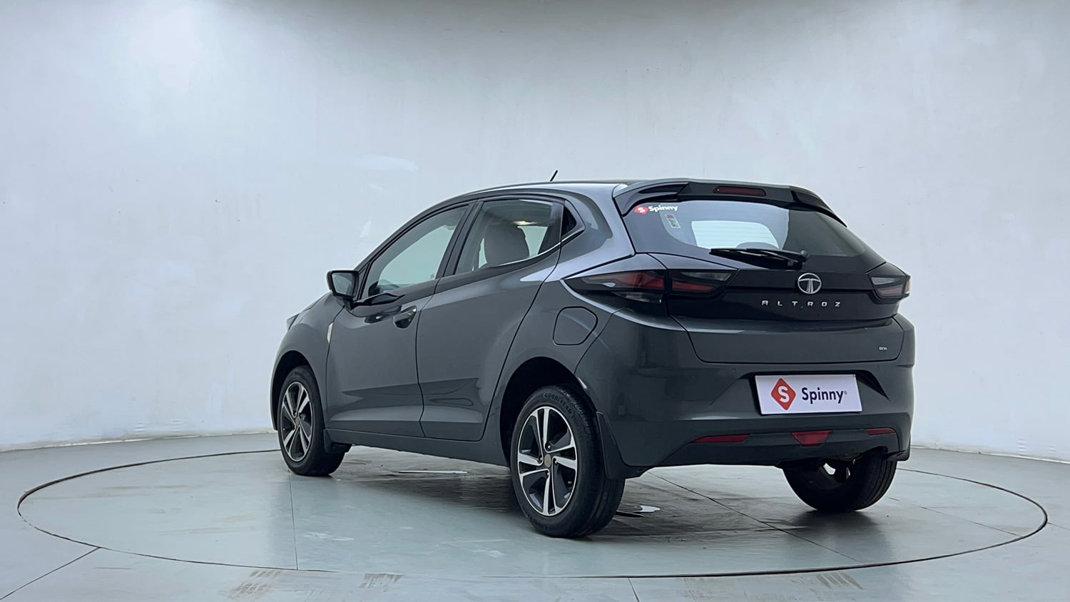 Used 2023 Tata Altroz XZA Plus Petrol Petrol Automatic exterior LEFT REAR CORNER VIEW