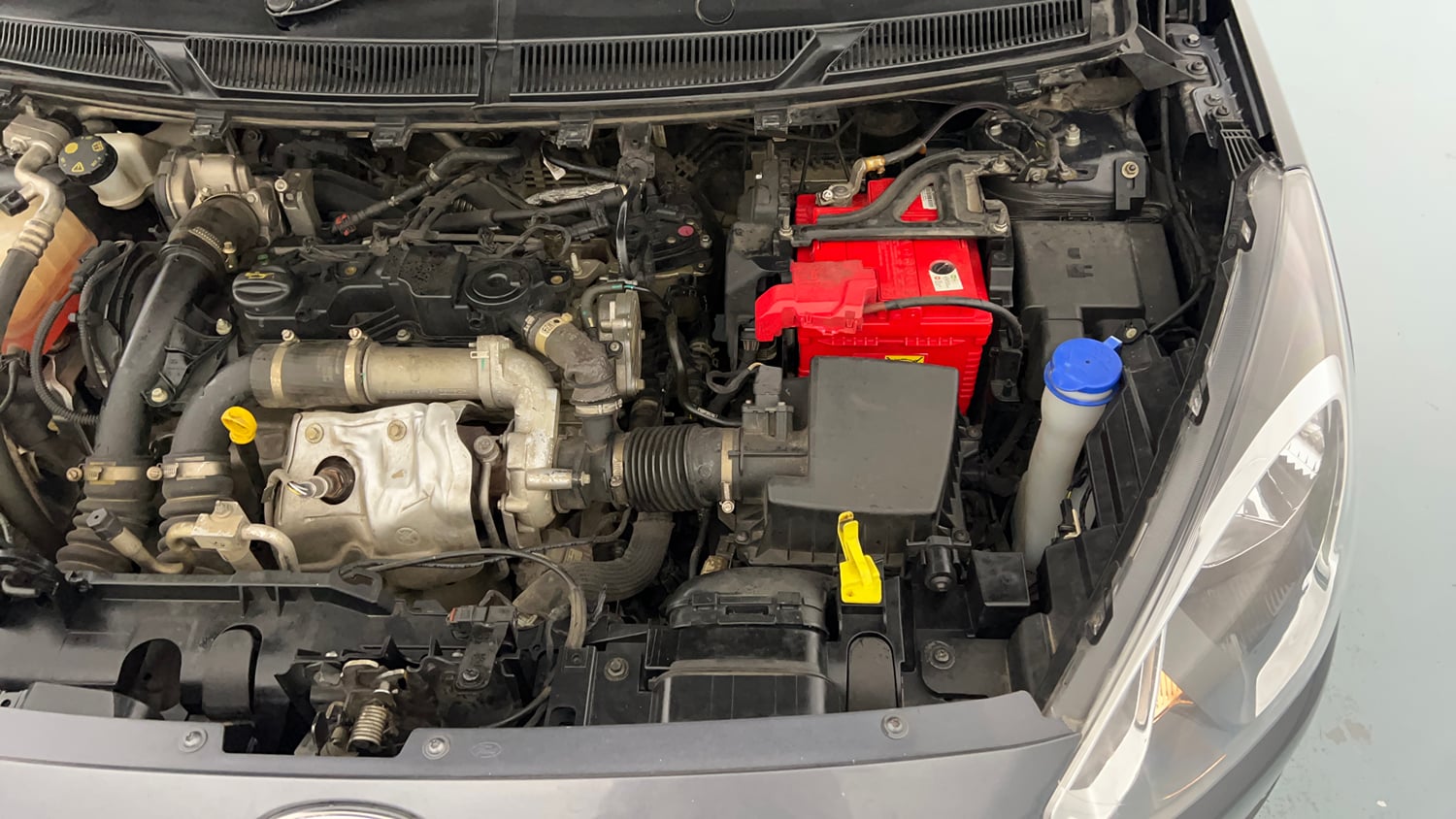 Used 2020 Ford Figo Aspire Titanium Plus 1.5 TDCi Diesel Manual engine ENGINE LEFT SIDE VIEW