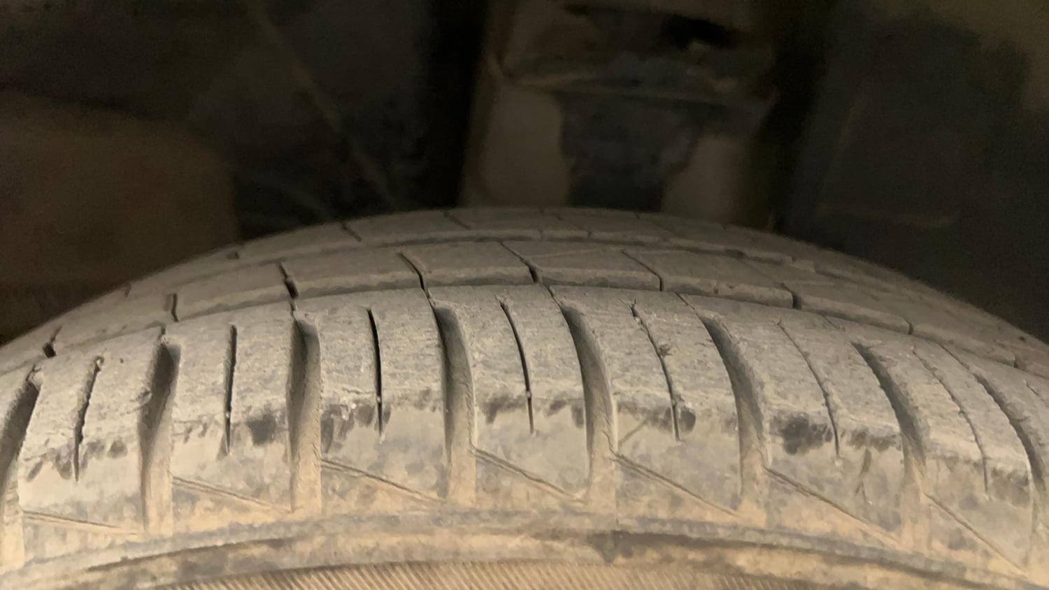Used 2022 Renault Kwid CLIMBER AMT Petrol Automatic tyres RIGHT FRONT TYRE TREAD VIEW