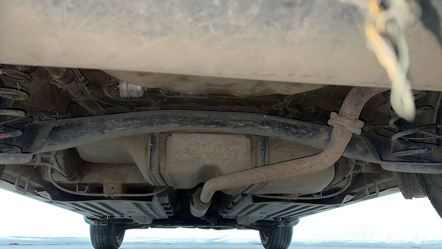 Used 2020 maruti-suzuki Vitara Brezza VXi Petrol Manual extra REAR UNDERBODY VIEW (TAKEN FROM REAR)
