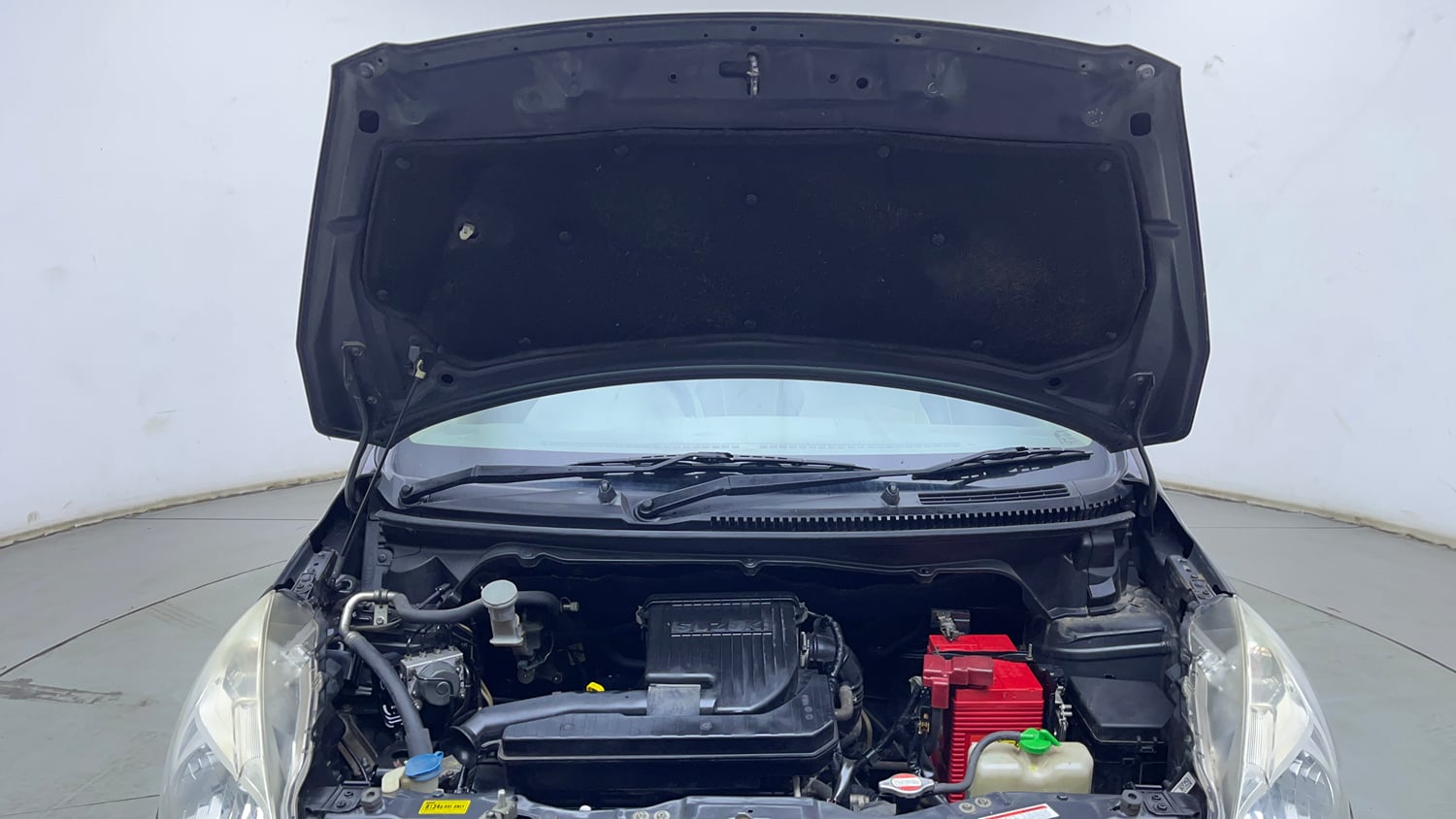Used 2018 Maruti Suzuki Ertiga ZXI Petrol Manual engine ENGINE & BONNET OPEN FRONT VIEW