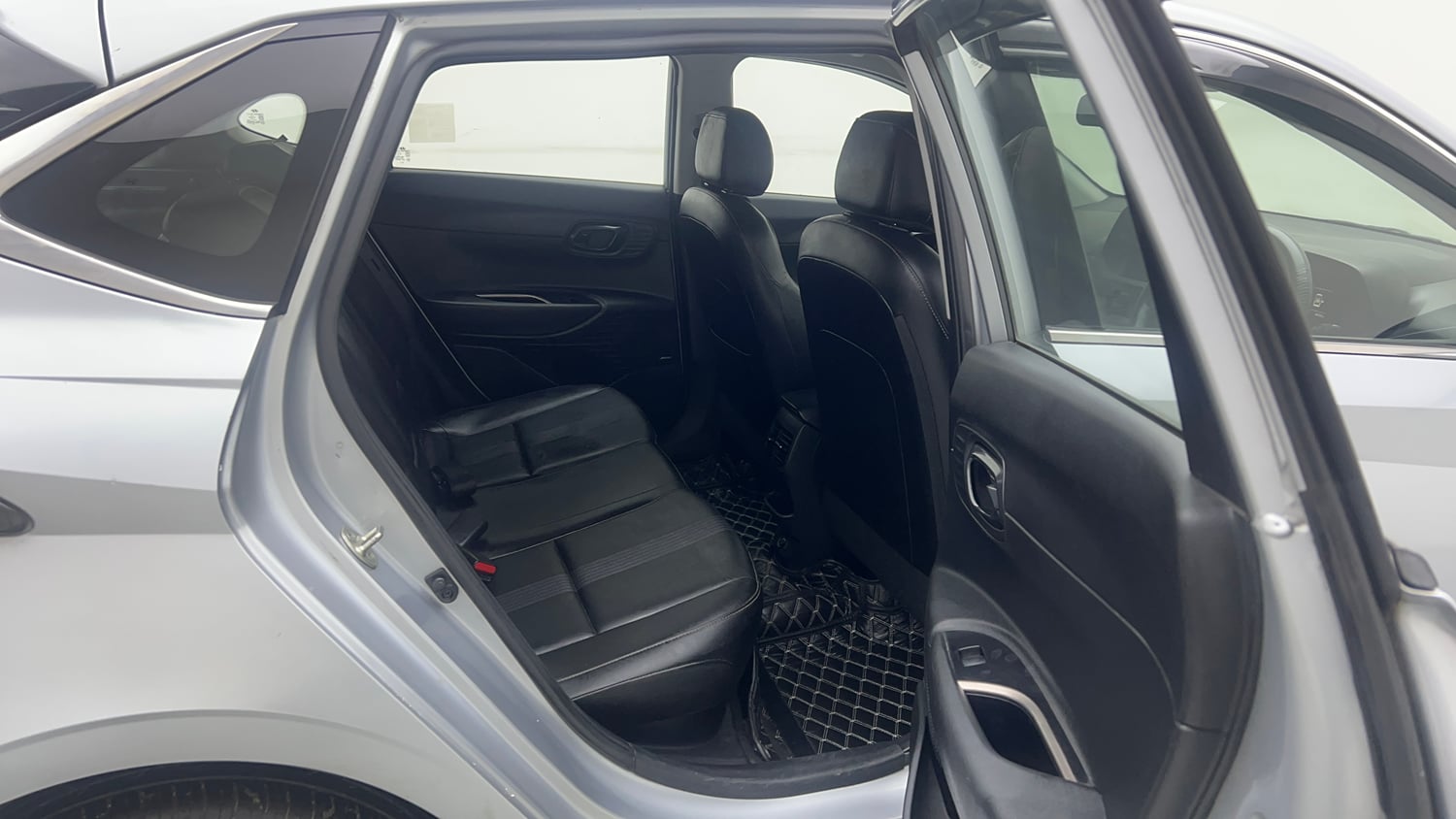 Used 2020 Hyundai New i20 Asta (O) 1.0 Turbo DCT Petrol Automatic interior RIGHT SIDE REAR DOOR CABIN VIEW