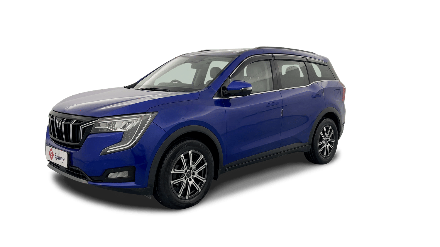 Used 2021 Mahindra XUV700 AX 7 Petrol AT Luxury Pack 7 STR Petrol Automatic Image