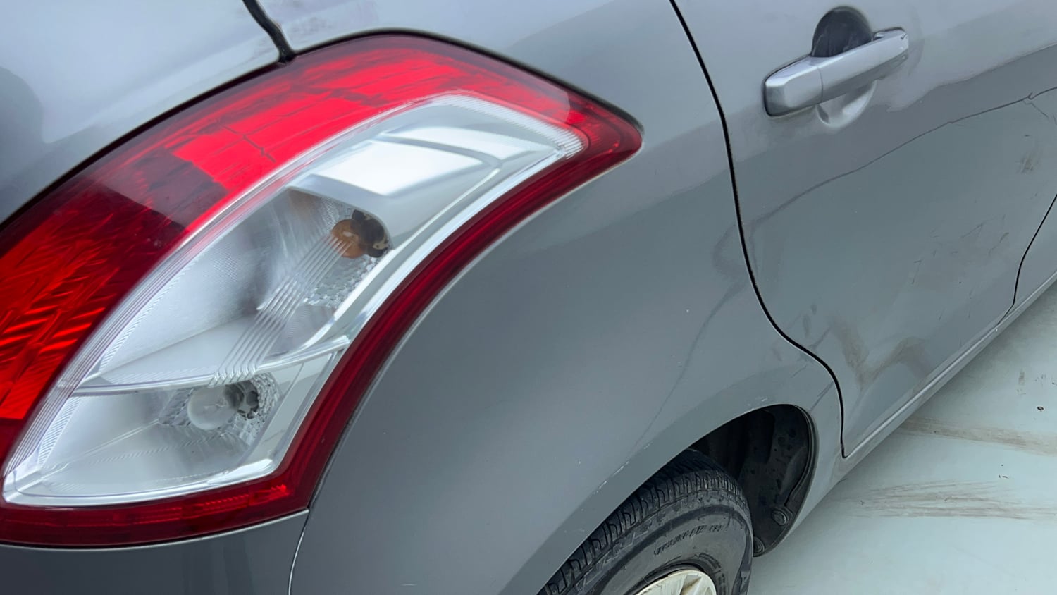 Used 2014 Maruti Suzuki Swift VXi Petrol Manual dents MINOR SCRATCH
