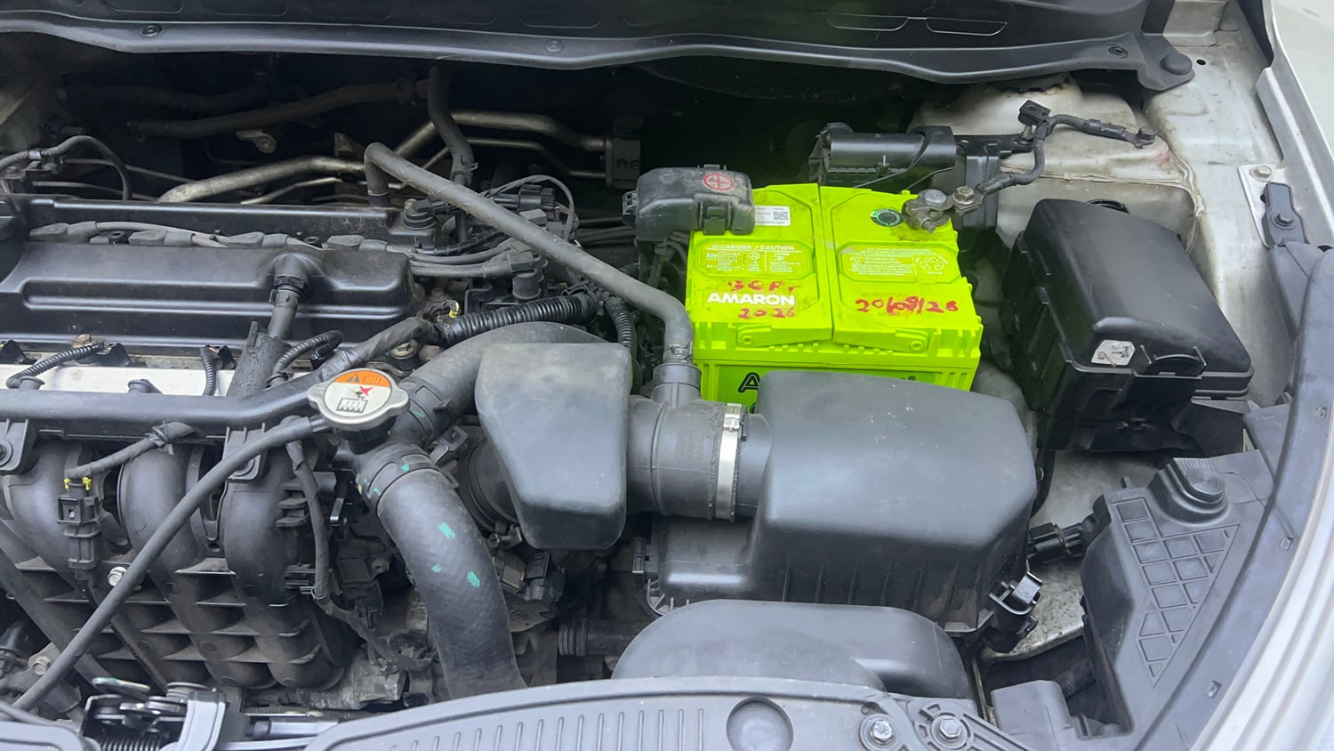 Used 2014 Hyundai i20 Sportz 1.2 Petrol Manual engine ENGINE LEFT SIDE VIEW