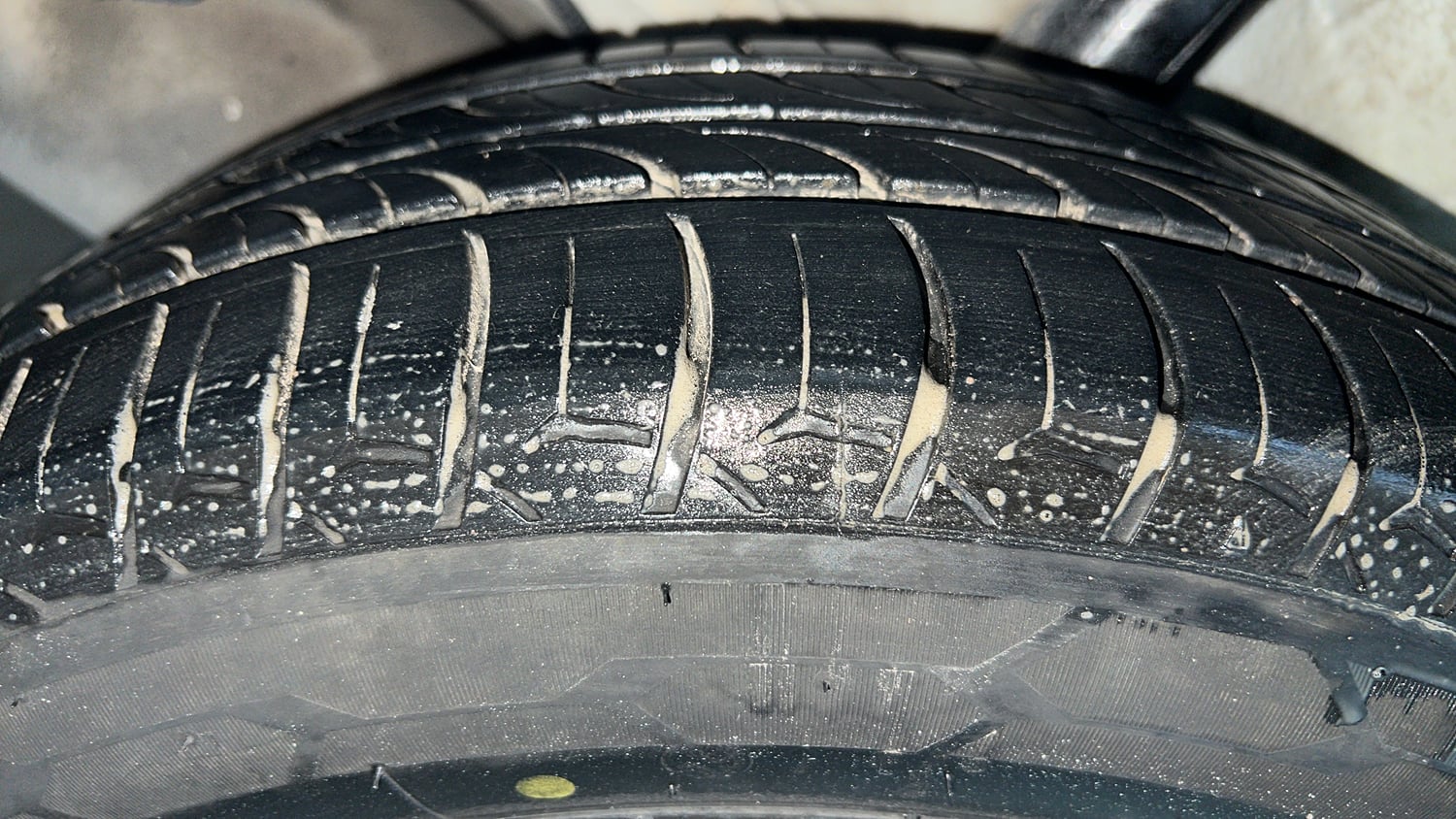 Used 2021 Honda City 4th Generation SV Petrol Petrol Manual tyres RIGHT REAR TYRE TREAD VIEW