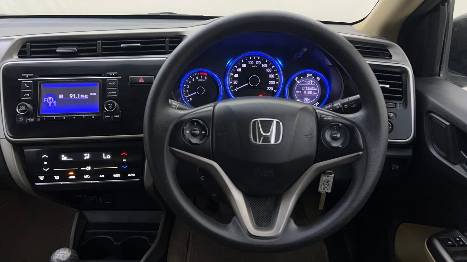 Used 2016 Honda City V Petrol Manual interior STEERING VIEW