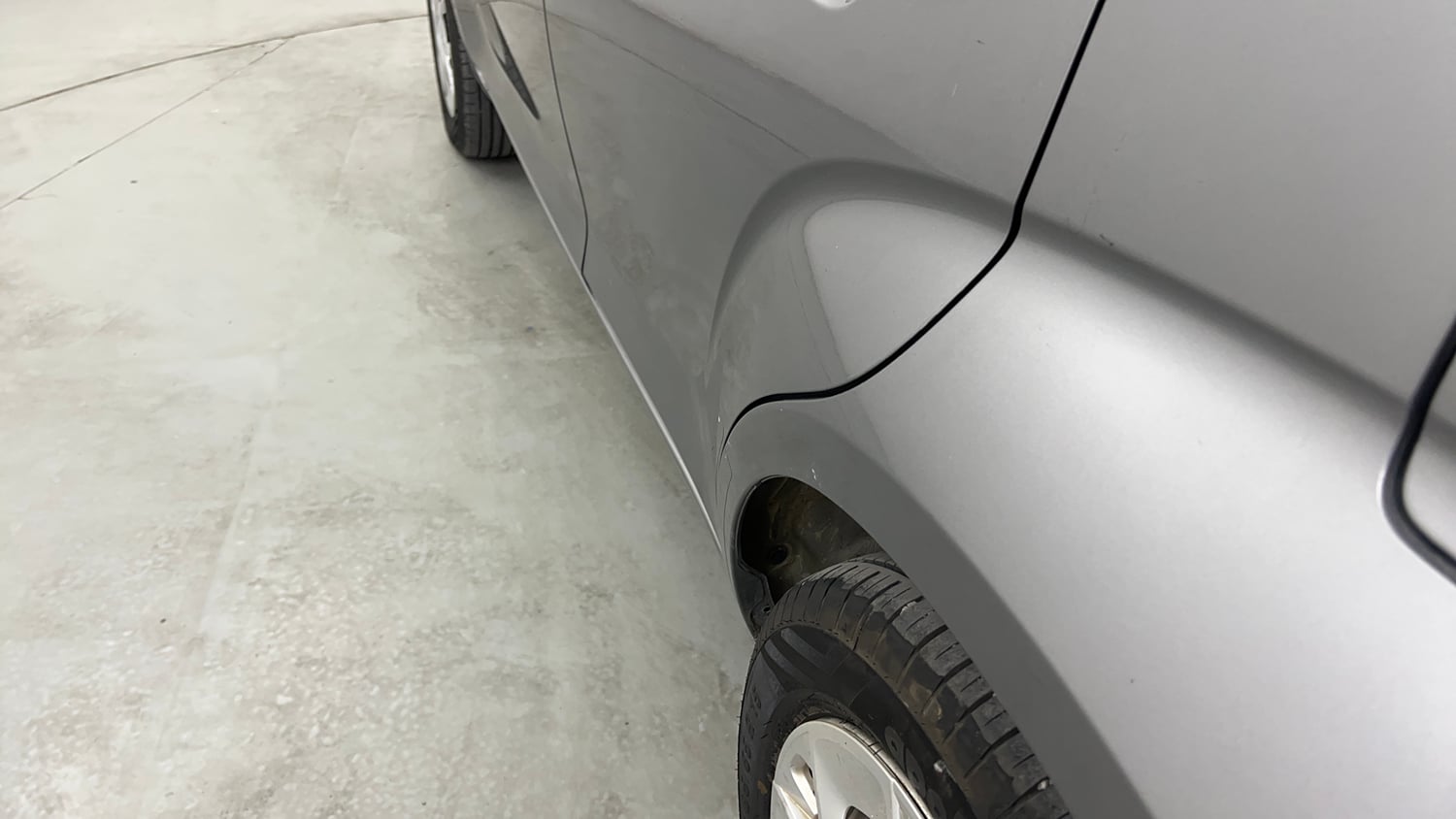 Used 2021 Maruti Suzuki Ignis Sigma 1.2 MT Petrol Manual dents MINOR SCRATCH