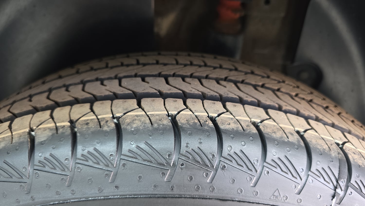 Used 2020 Kia Seltos HTX IVT 1.5 Petrol Automatic tyres LEFT REAR TYRE TREAD VIEW