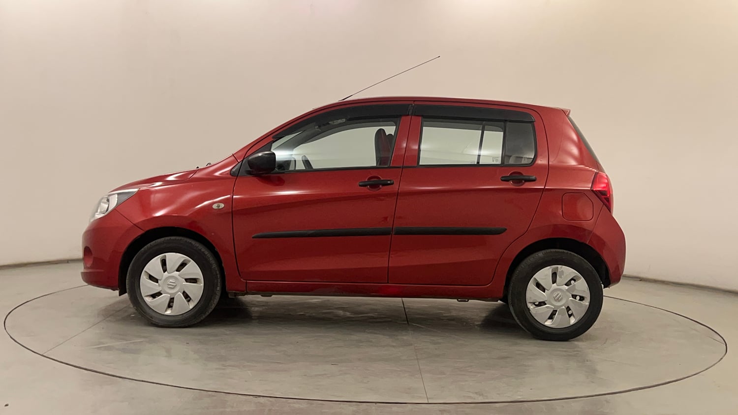 Used 2014 Maruti Suzuki Celerio VXi AMT Petrol Automatic exterior LEFT SIDE VIEW