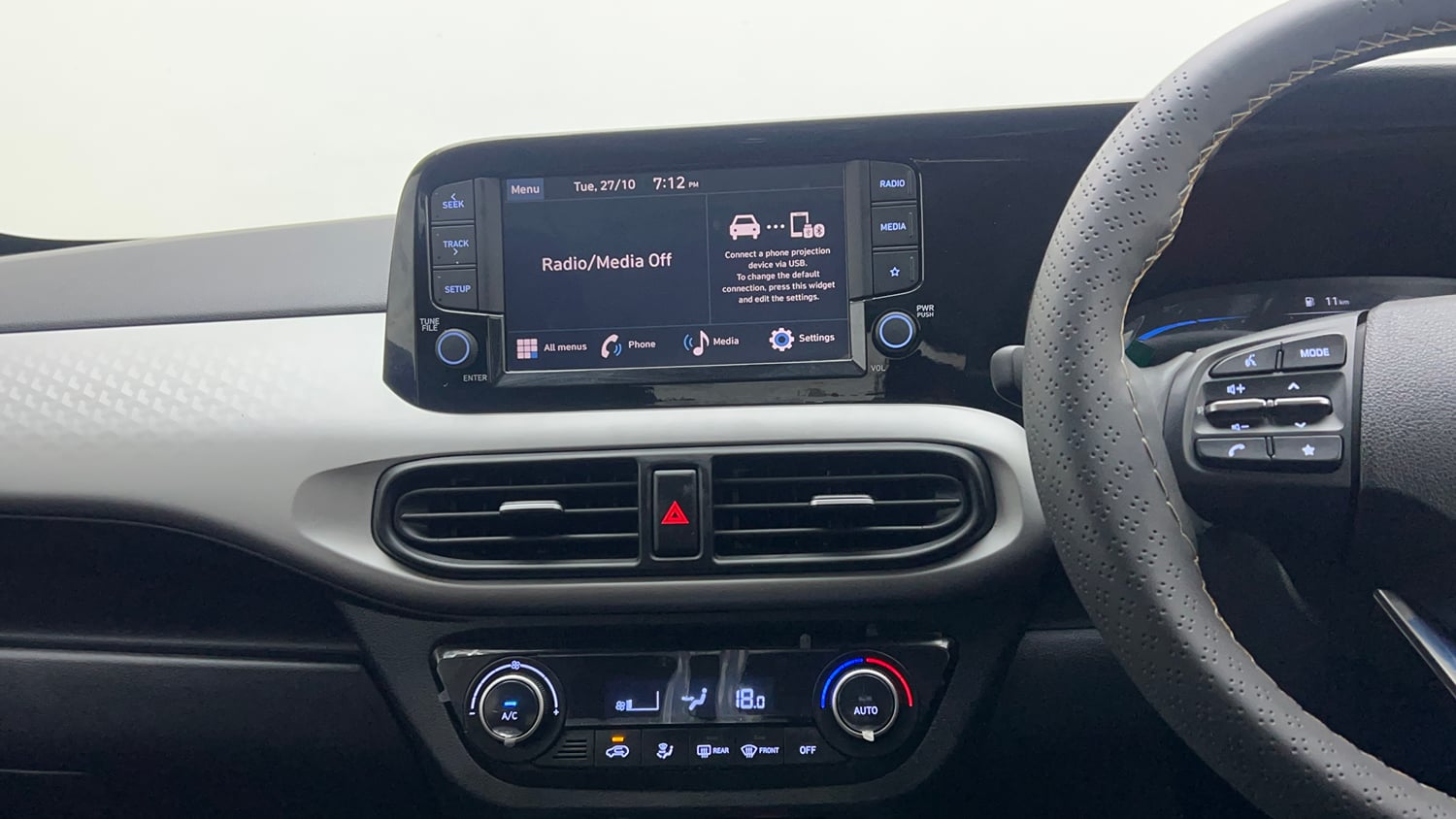 Used 2023 Hyundai Exter SX (O) 1.2 MT Petrol Manual interior MUSIC SYSTEM & AC CONTROL VIEW