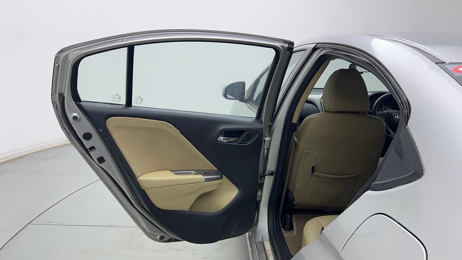Used 2015 Honda City V Petrol Manual interior LEFT REAR DOOR OPEN VIEW