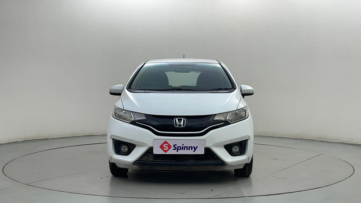 Used 2016 Honda Jazz VX Petrol Petrol Manual exterior FRONT VIEW