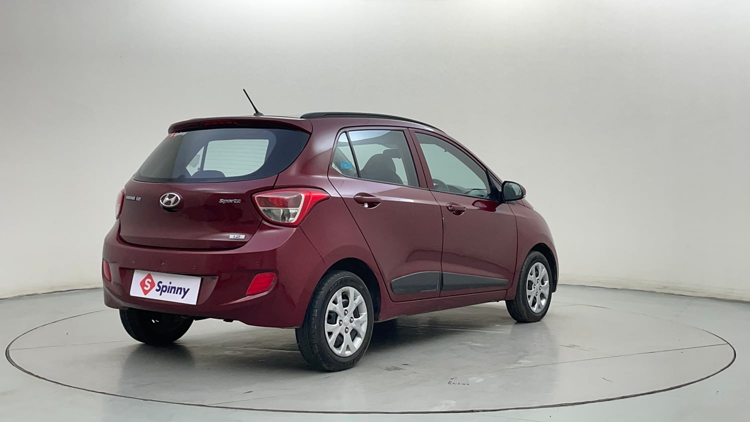 Used 2016 Hyundai Grand i10 Sportz 1.2 Kappa VTVT Petrol Manual exterior RIGHT REAR CORNER VIEW