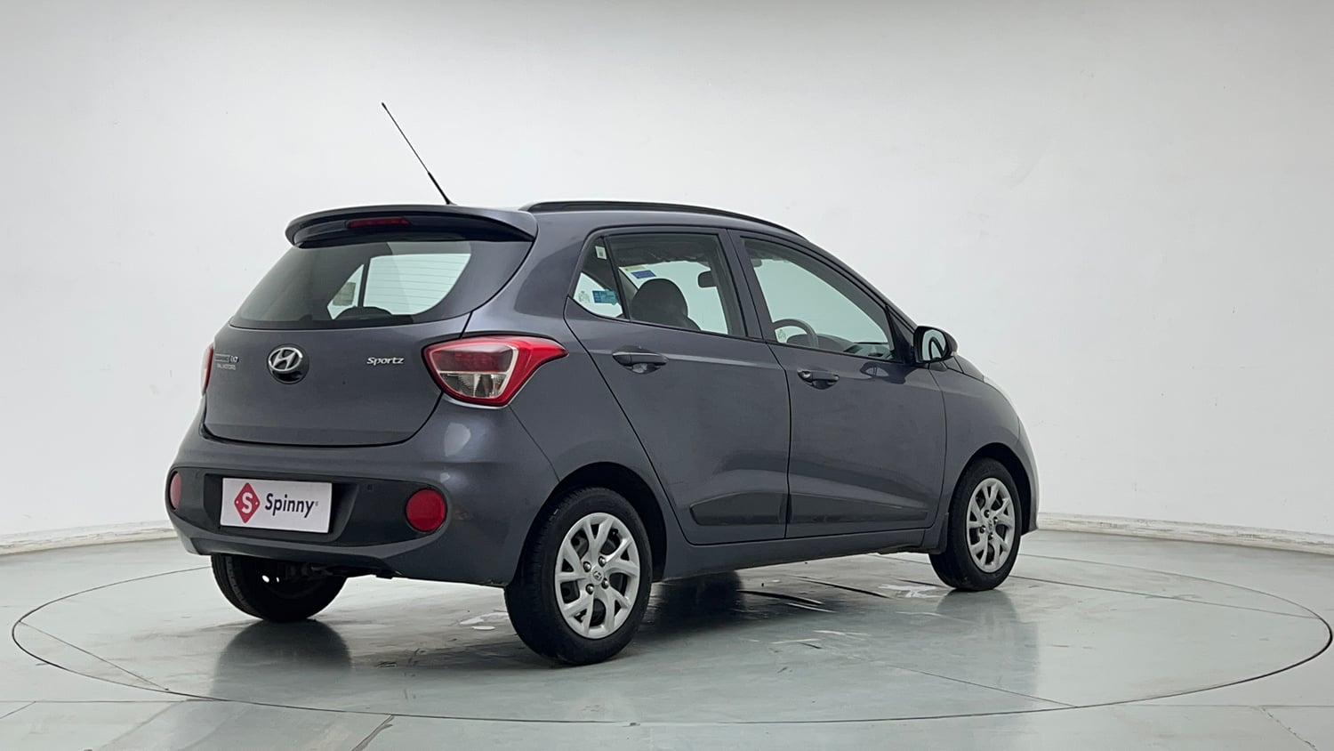 Used 2018 Hyundai Grand i10 Sportz 1.2 Kappa VTVT Petrol Manual exterior RIGHT REAR CORNER VIEW