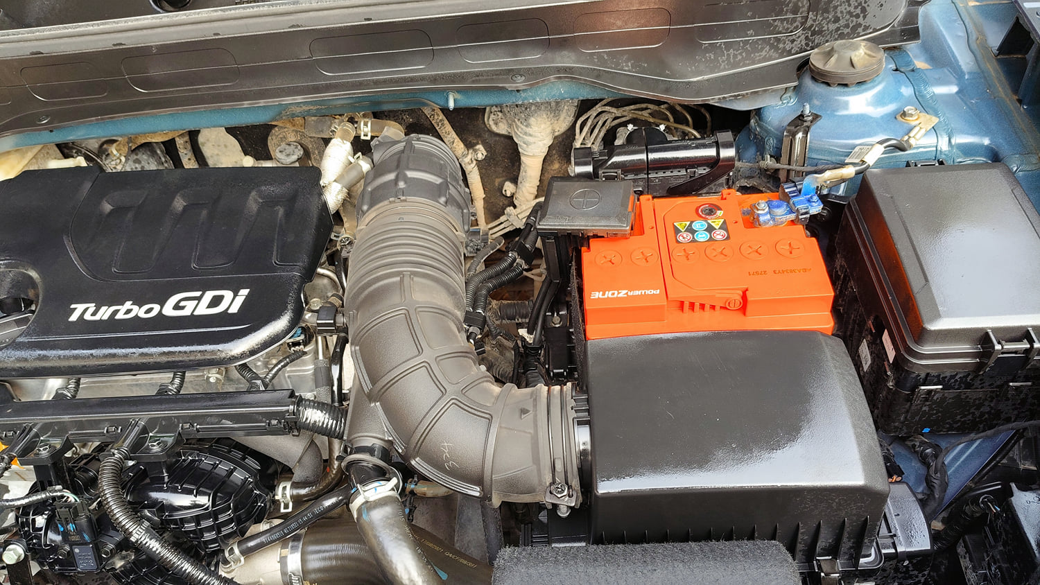 Used 2022 Hyundai Venue SX 1.0 Turbo Petrol Manual engine ENGINE LEFT SIDE VIEW