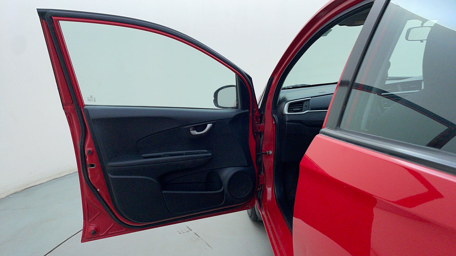 Used 2016 Honda Brio VX MT Petrol Manual interior LEFT FRONT DOOR OPEN VIEW