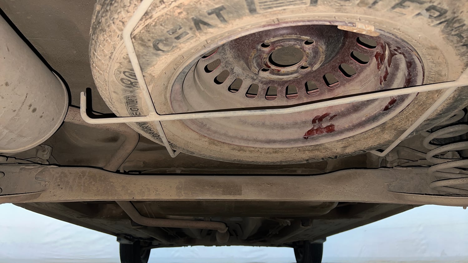 Used 2022 Renault Triber RXE Petrol Manual extra REAR UNDERBODY VIEW (TAKEN FROM REAR)