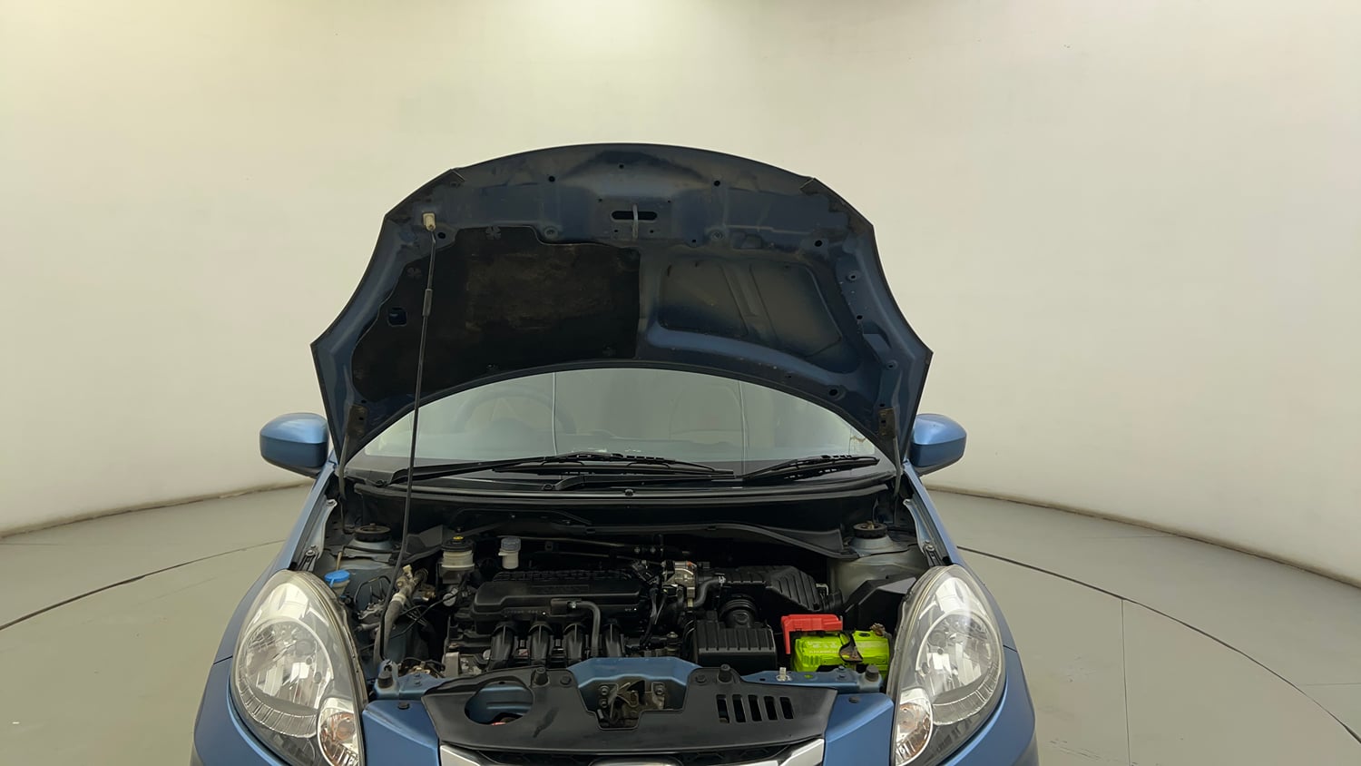 Used 2014 Honda Amaze 1.2 S i-VTEC Petrol Manual engine ENGINE & BONNET OPEN FRONT VIEW