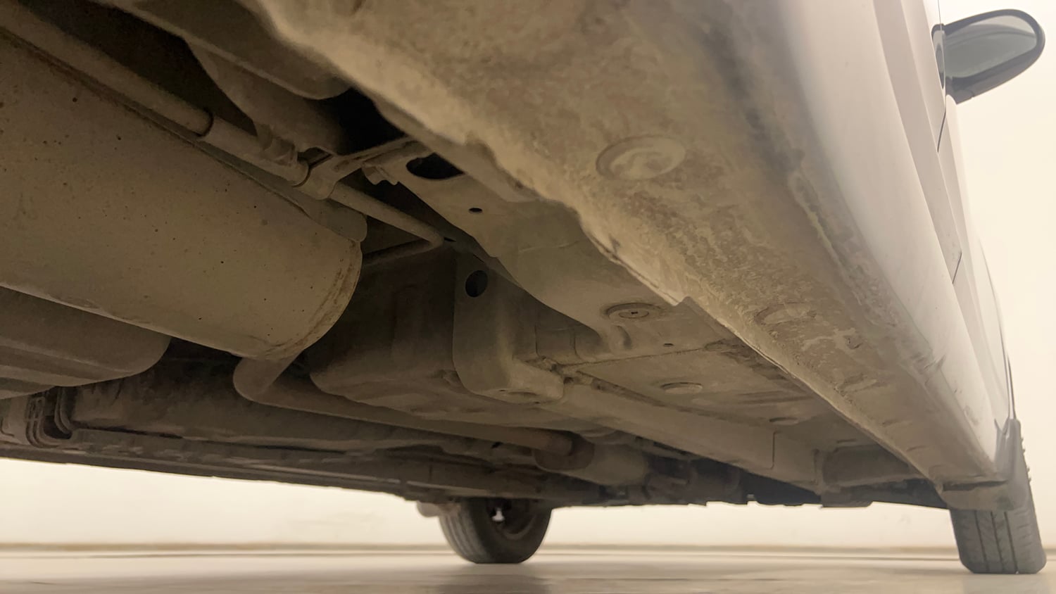 Used 2017 Hyundai Eon Magna Petrol Manual extra REAR RIGHT UNDERBODY VIEW