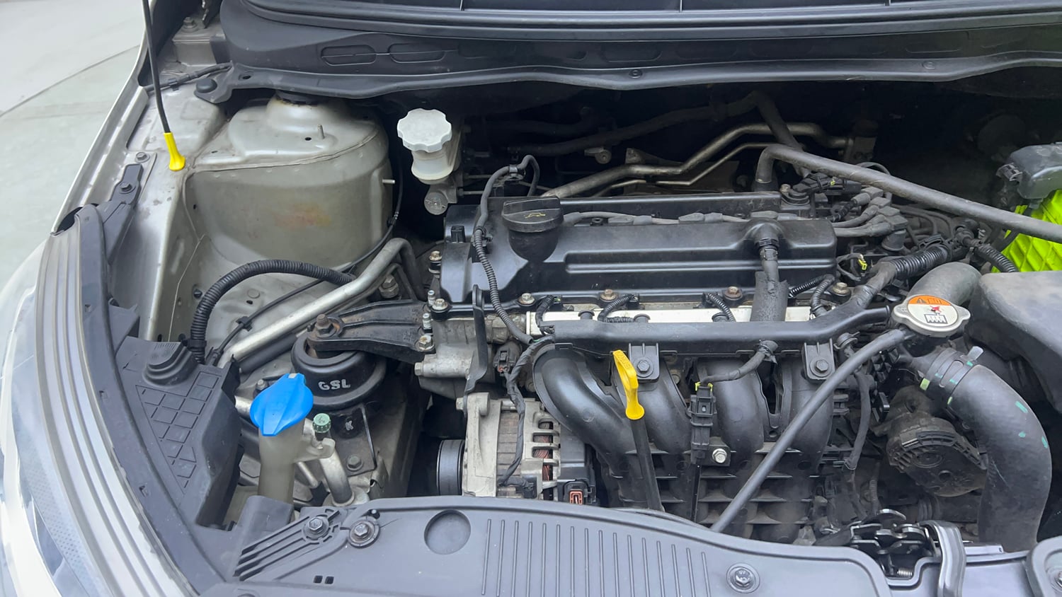 Used 2014 Hyundai i20 Sportz 1.2 Petrol Manual engine ENGINE RIGHT SIDE VIEW
