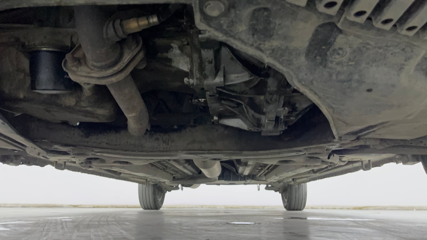 Used 2018 Maruti Suzuki Ertiga ZXI Petrol Manual extra FRONT LEFT UNDERBODY VIEW