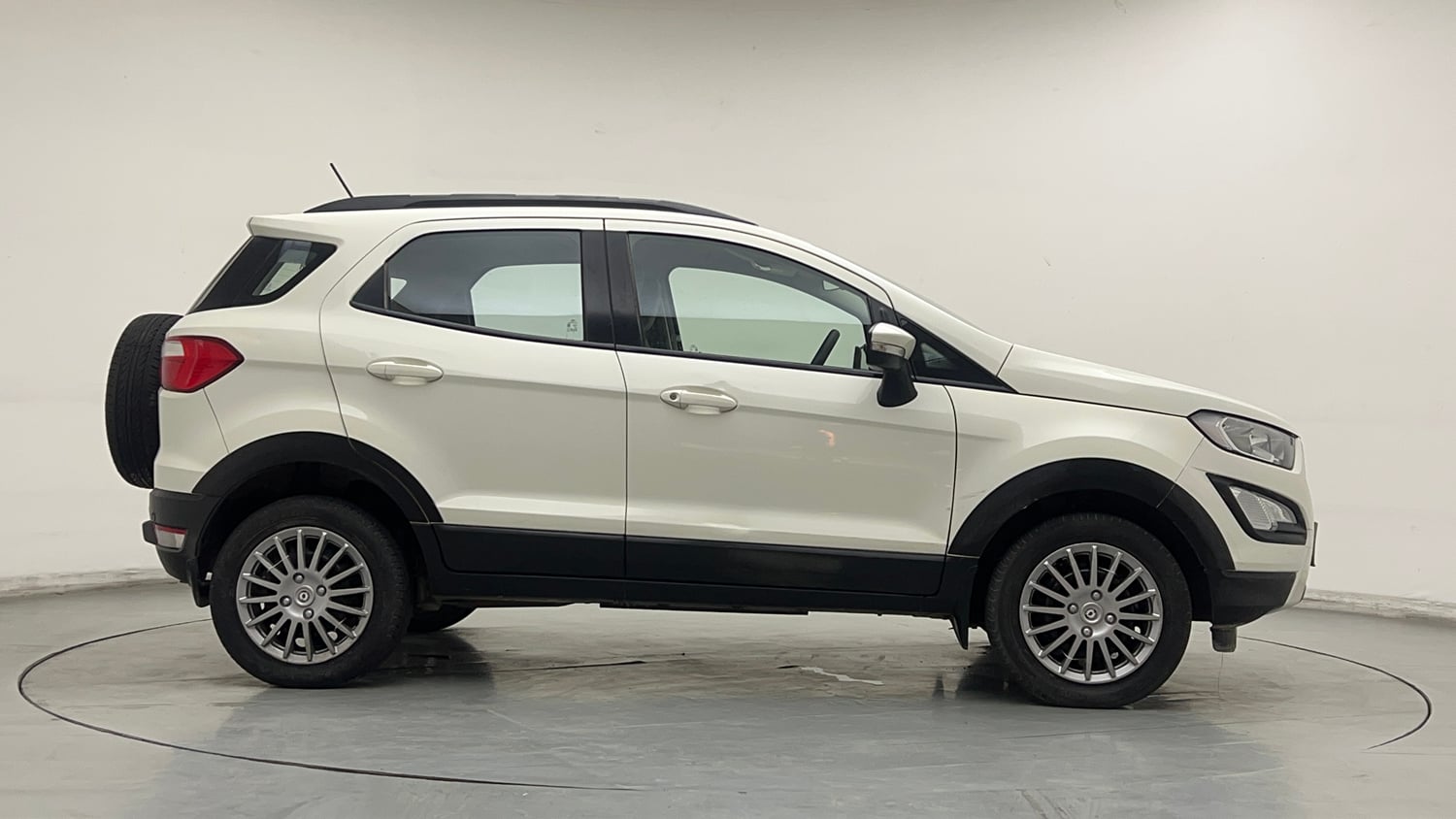 Used 2021 Ford EcoSport Trend 1.5L Ti-VCT Petrol Manual exterior RIGHT SIDE VIEW