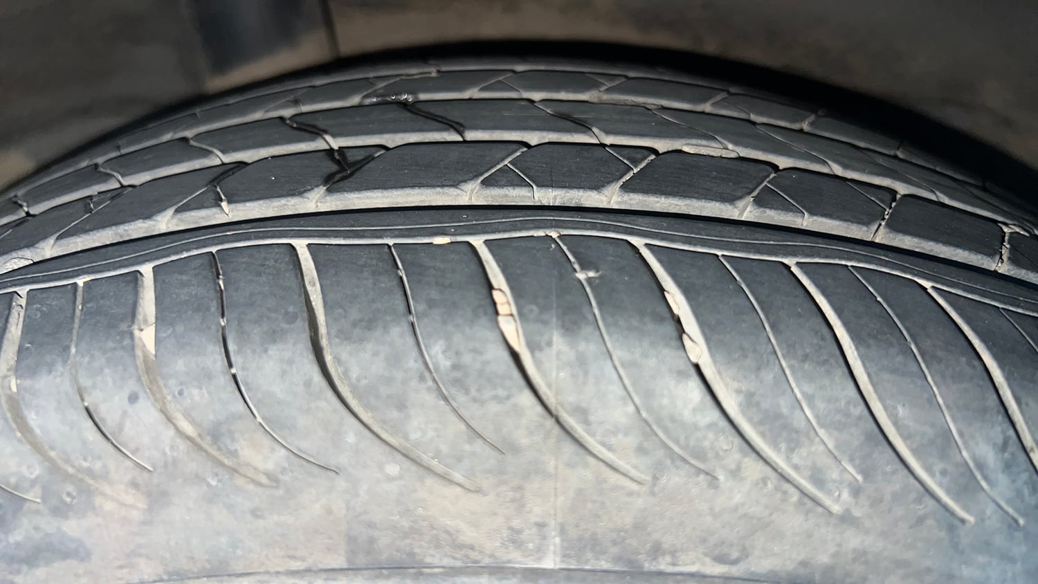 Used 2017 Honda BR-V VX Petrol Petrol Manual tyres RIGHT REAR TYRE TREAD VIEW