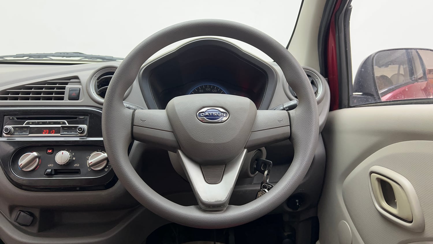 Used 2016 Datsun Redi-GO T (O) Petrol Manual interior STEERING VIEW