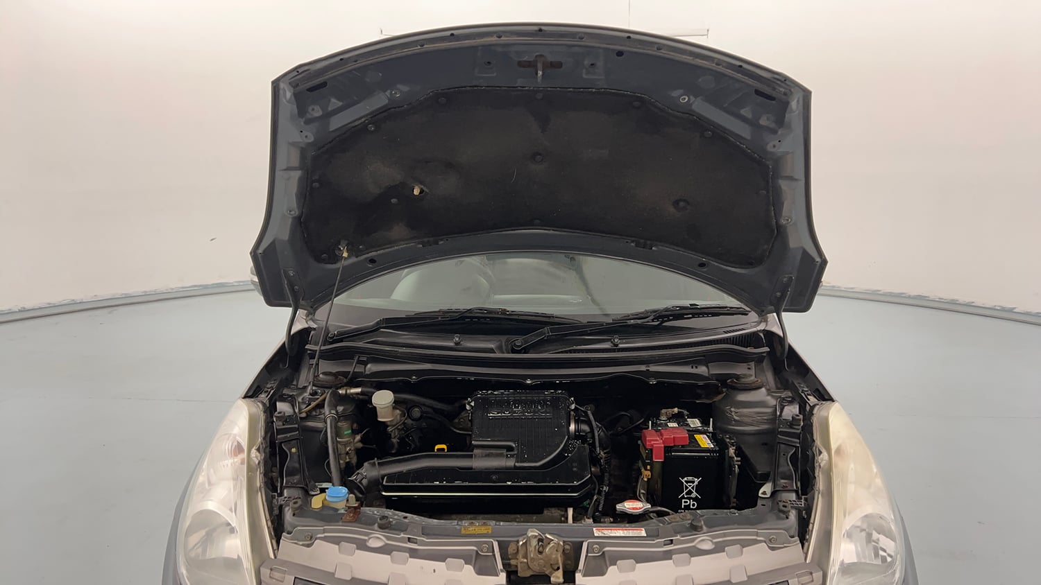 Used 2013 Maruti Suzuki Swift VXi Petrol Manual engine ENGINE & BONNET OPEN FRONT VIEW