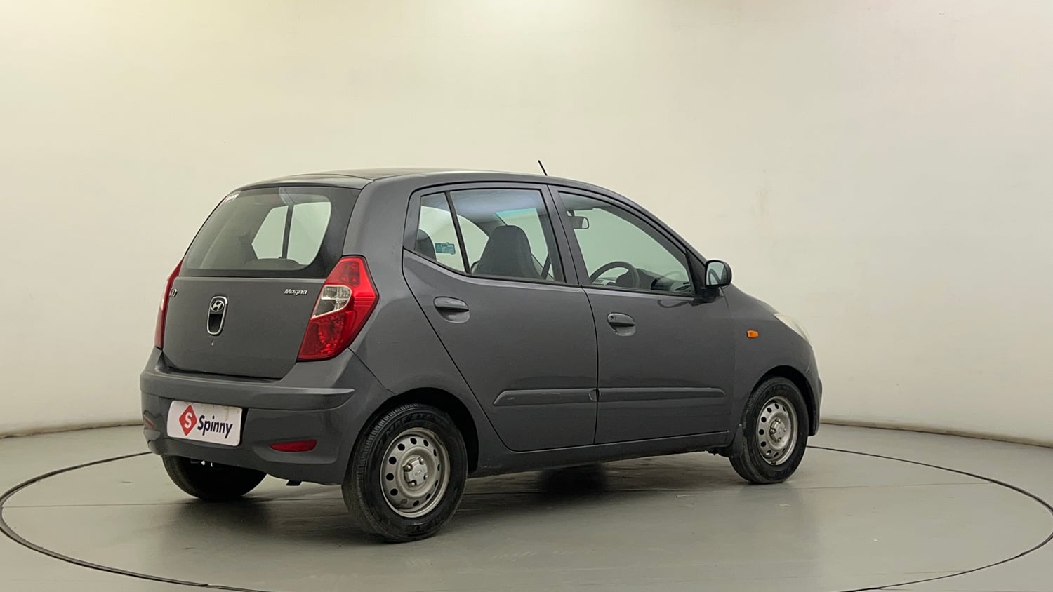 Used 2014 Hyundai i10 Magna 1.1 iRDE2 Petrol Manual exterior RIGHT REAR CORNER VIEW
