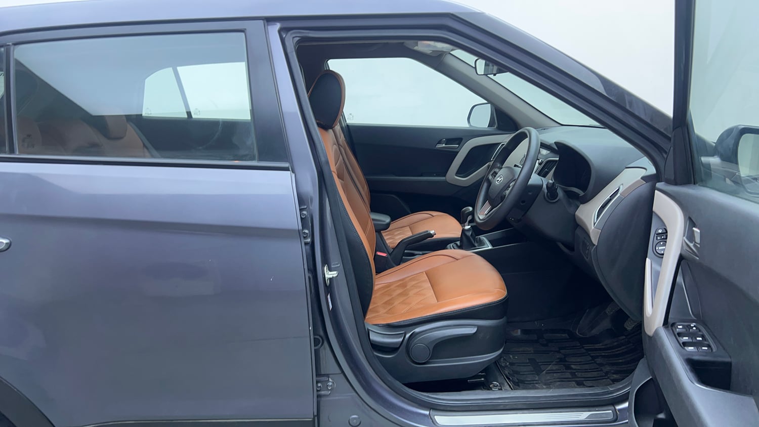 Used 2018 Hyundai Creta SX Plus 1.6  Petrol Petrol Manual interior RIGHT SIDE FRONT DOOR CABIN VIEW