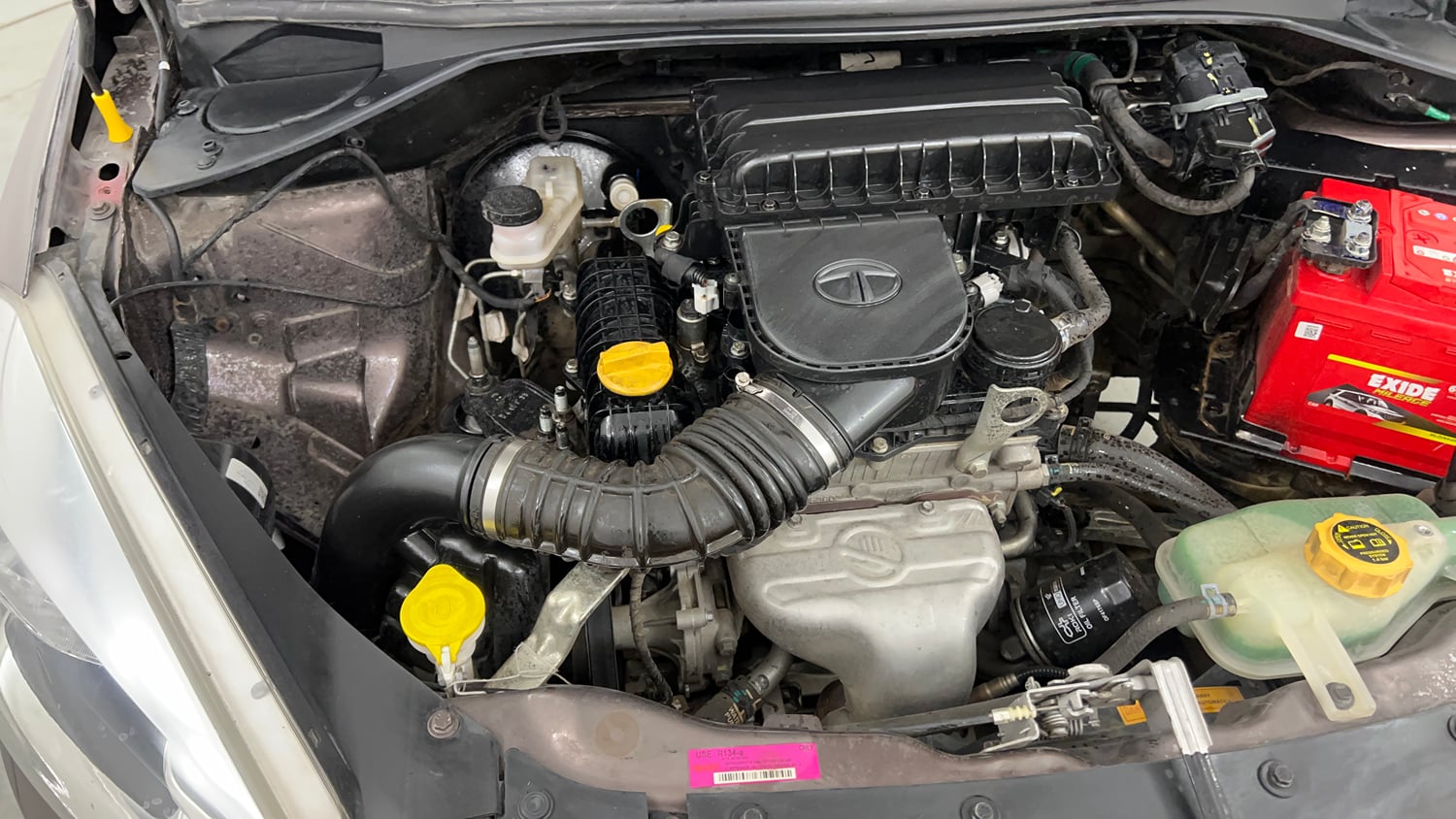Used 2018 Tata Tiago Revotron XT Petrol Manual engine ENGINE RIGHT SIDE VIEW