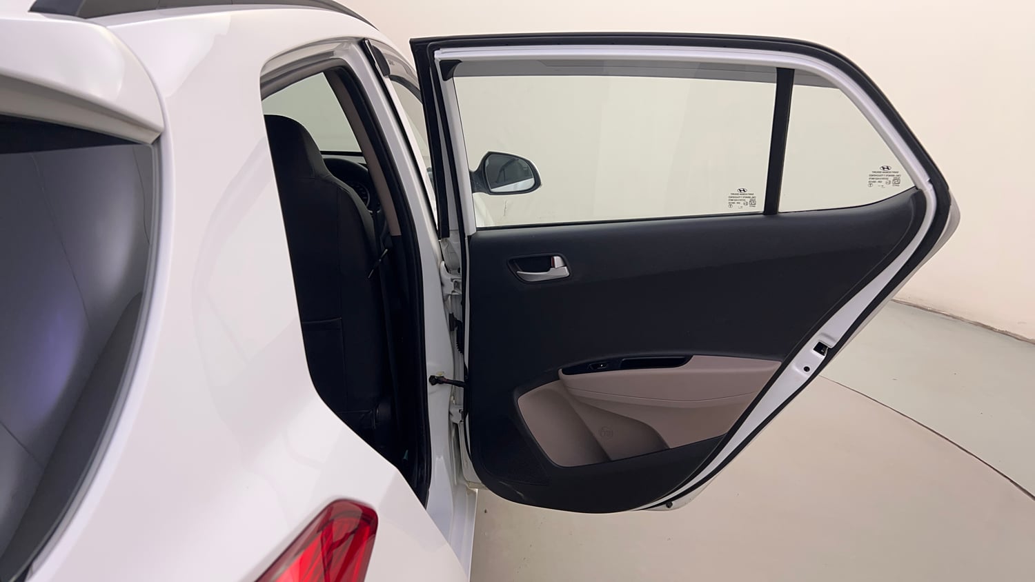 Used 2019 Hyundai Grand i10 Sportz 1.2 Kappa VTVT Petrol Manual interior RIGHT REAR DOOR OPEN VIEW
