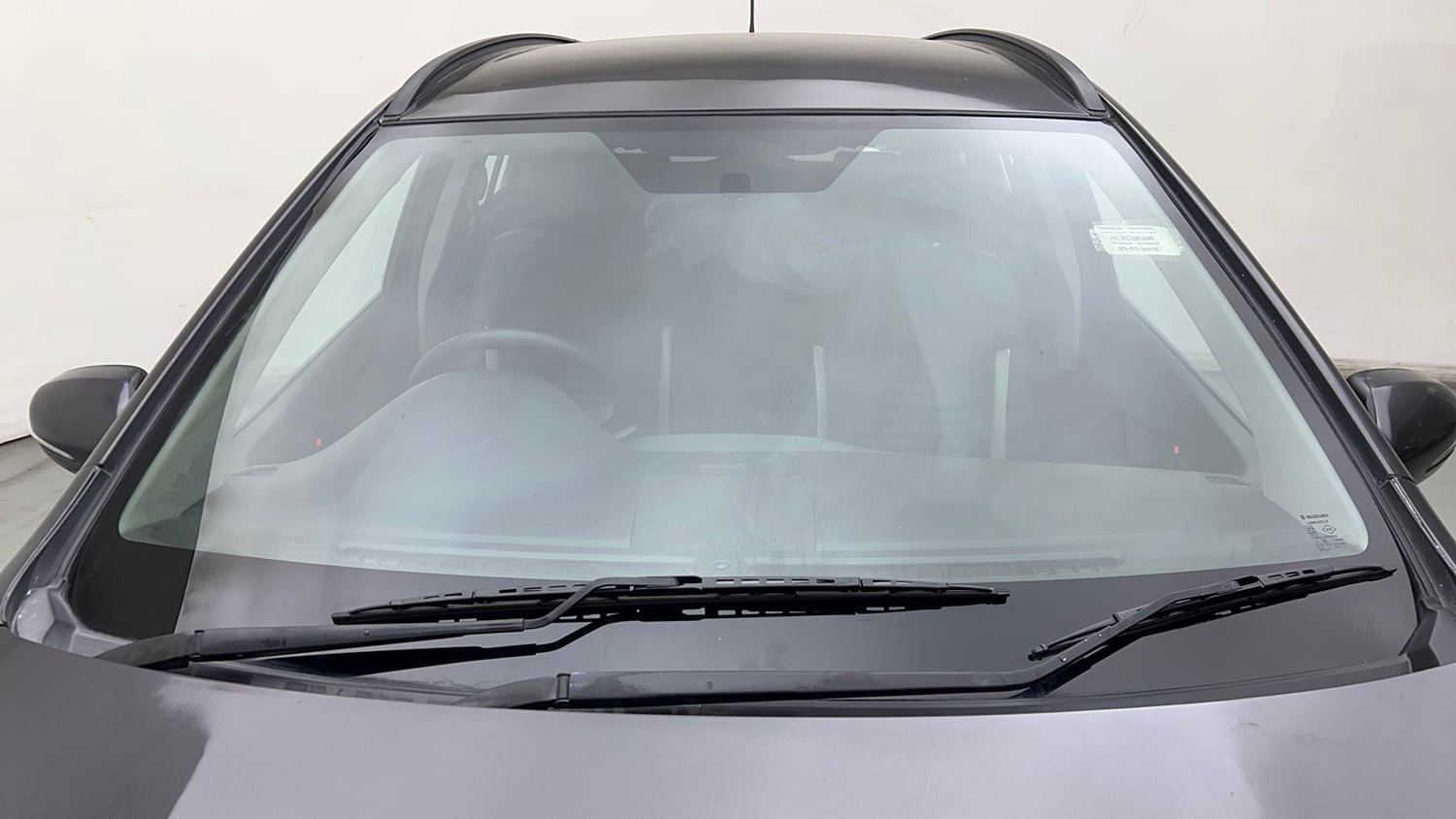Used 2018 Maruti Suzuki S-Cross Zeta 1.3 Diesel Manual exterior FRONT WINDSHIELD VIEW