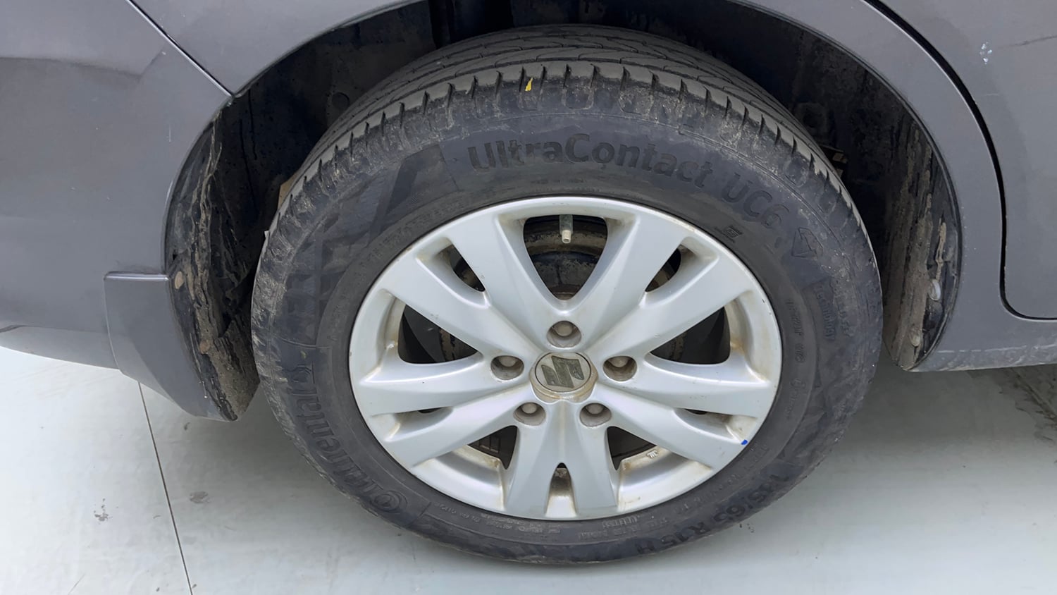Used 2018 Maruti Suzuki Ertiga ZXI Petrol Manual tyres RIGHT REAR TYRE RIM VIEW